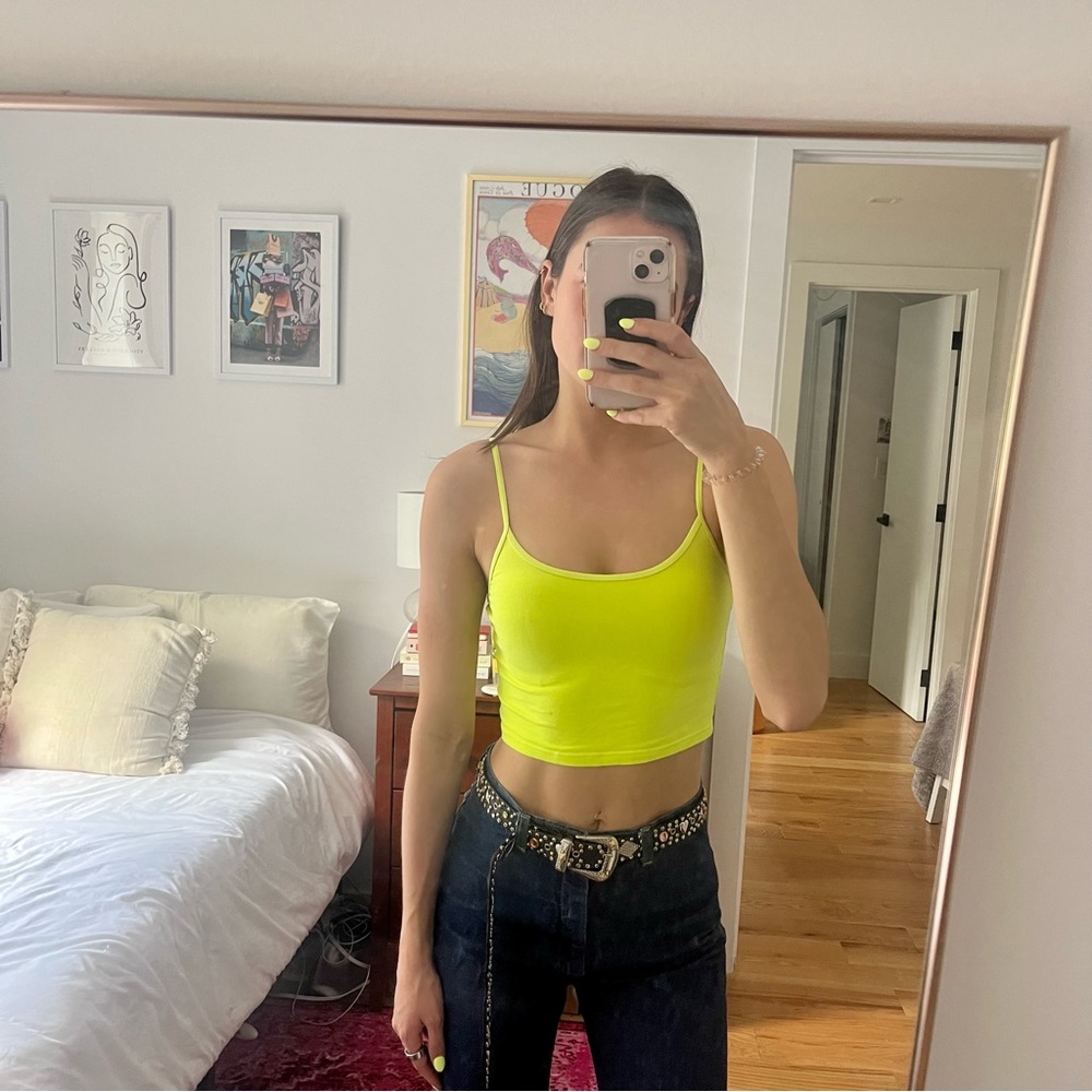 Aritzia TNA Neon Yellow Tank💛💚